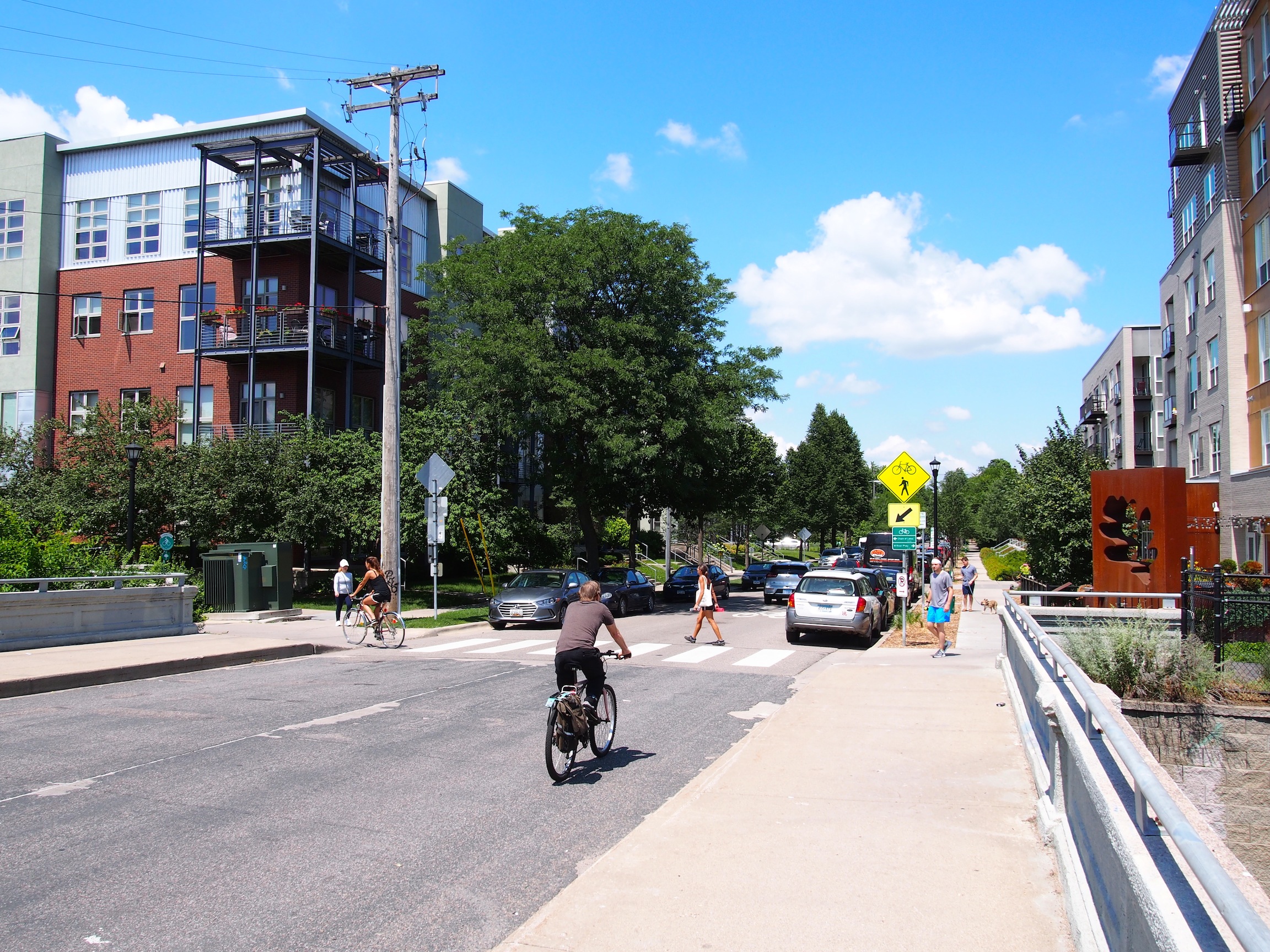 Pedestrian promenade, northside of Midtown Greenway