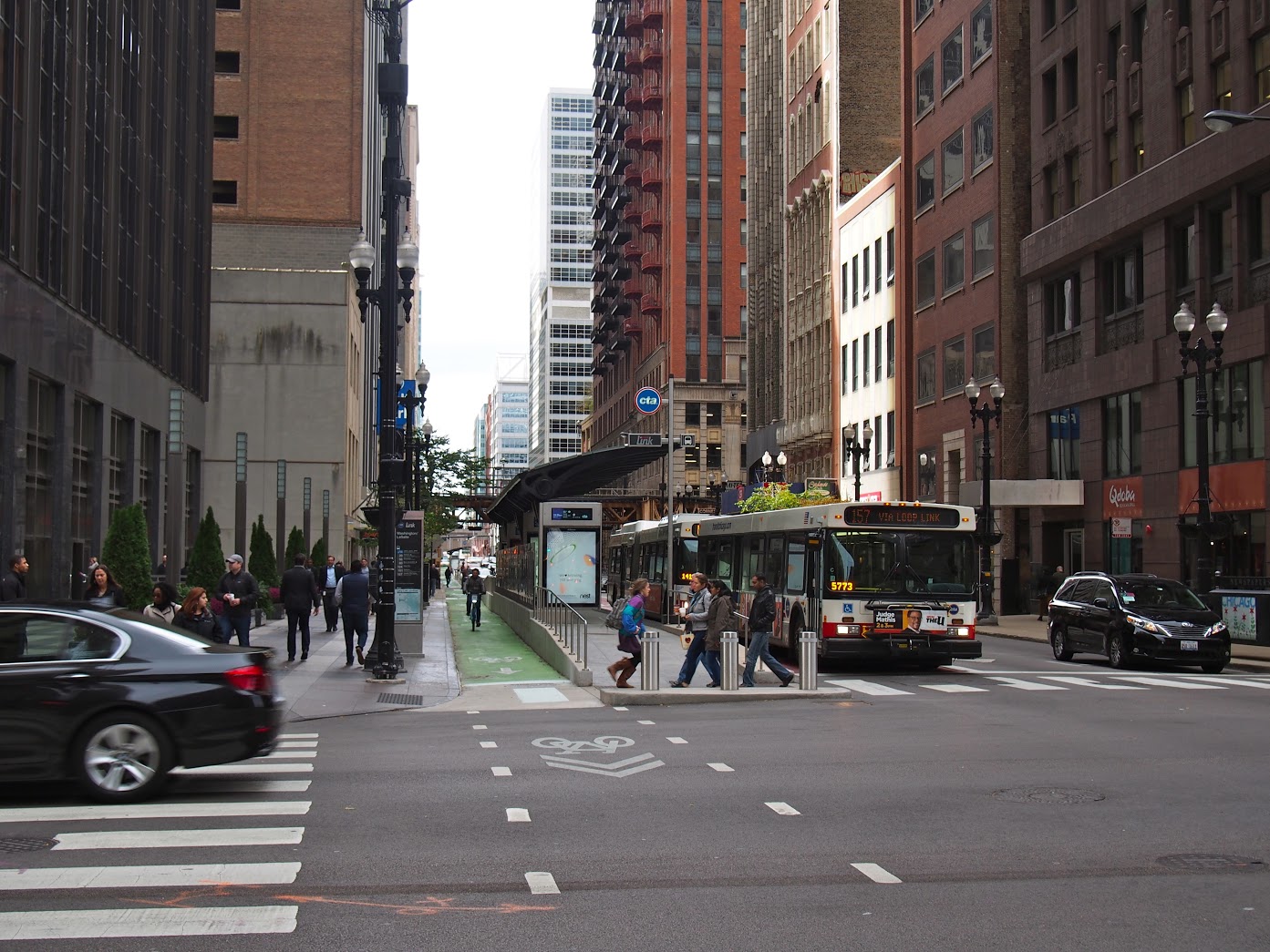 Transit island, Chicago