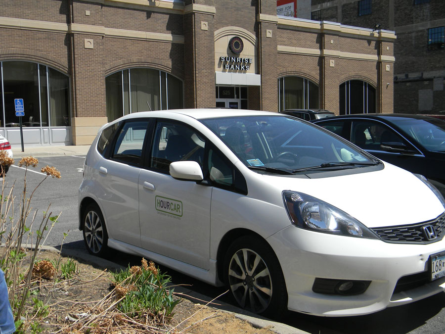 HOURCAR car sharing system